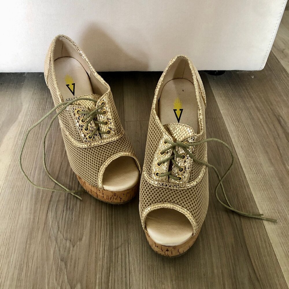 Volatile Gold Lace Up Flirtinini Open Toe Cork Wedge Heels, Size 7.5